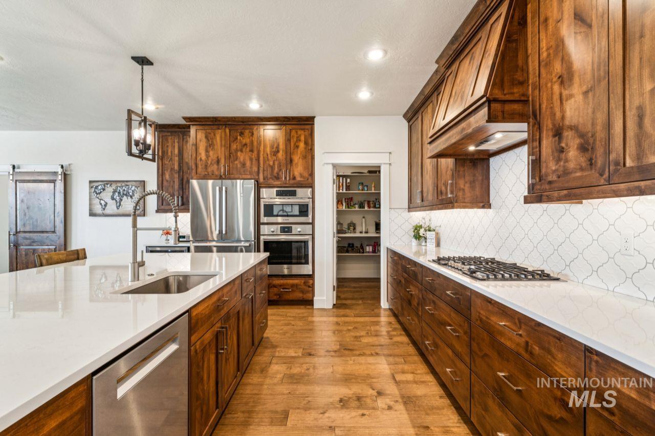 521 S Gabriel Ln, Nampa, Idaho 83687, 3 Bedrooms, 2.5 Bathrooms, Residential For Sale, Price $849,900, 98978770