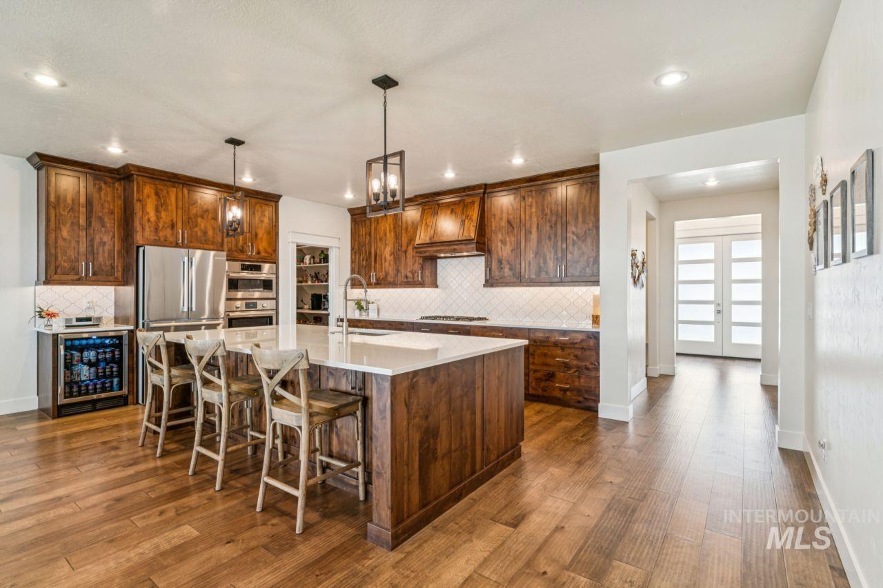 521 S Gabriel Ln, Nampa, Idaho 83687, 3 Bedrooms, 2.5 Bathrooms, Residential For Sale, Price $849,900, 98978770