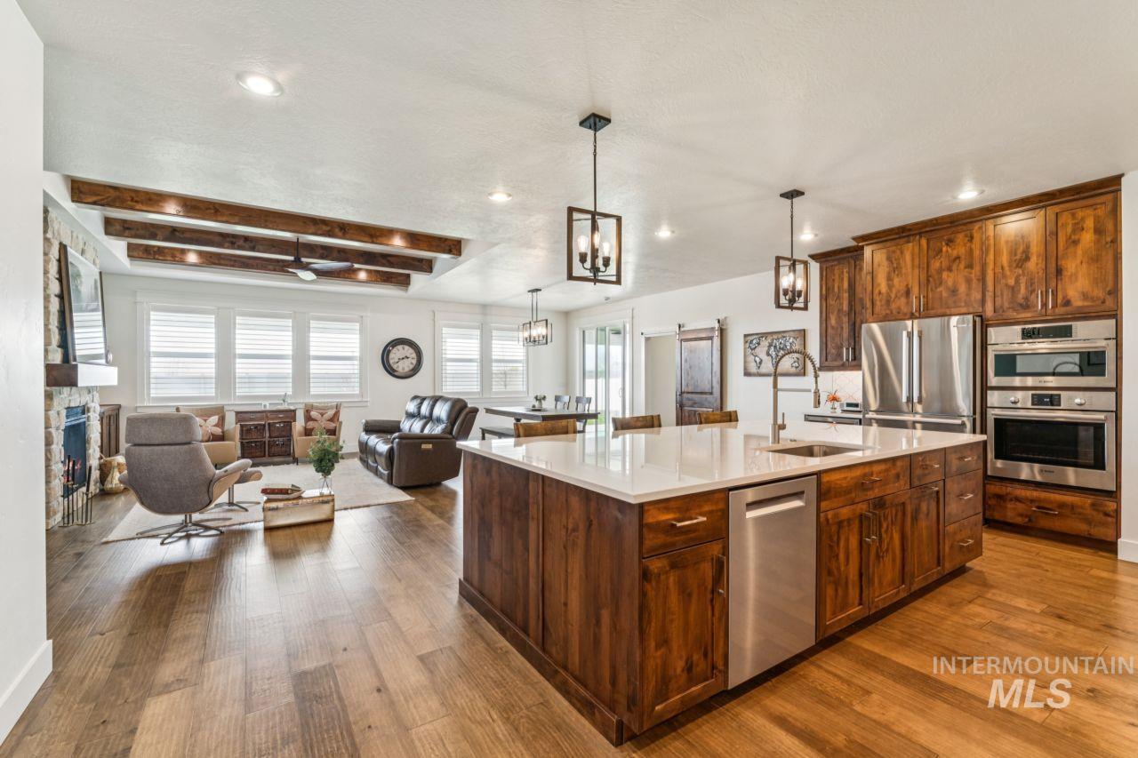 521 S Gabriel Ln, Nampa, Idaho 83687, 3 Bedrooms, 2.5 Bathrooms, Residential For Sale, Price $849,900, 98978770