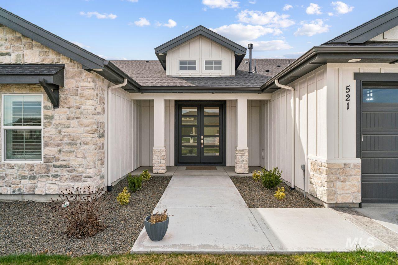 521 S Gabriel Ln, Nampa, Idaho 83687, 3 Bedrooms, 2.5 Bathrooms, Residential For Sale, Price $849,900, 98978770
