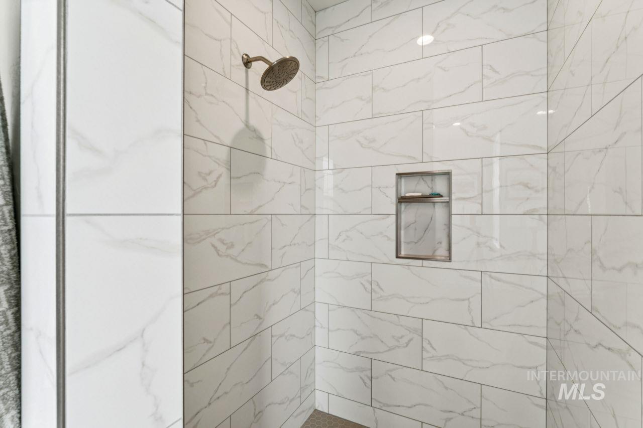 521 S Gabriel Ln, Nampa, Idaho 83687, 3 Bedrooms, 2.5 Bathrooms, Residential For Sale, Price $849,900, 98978770