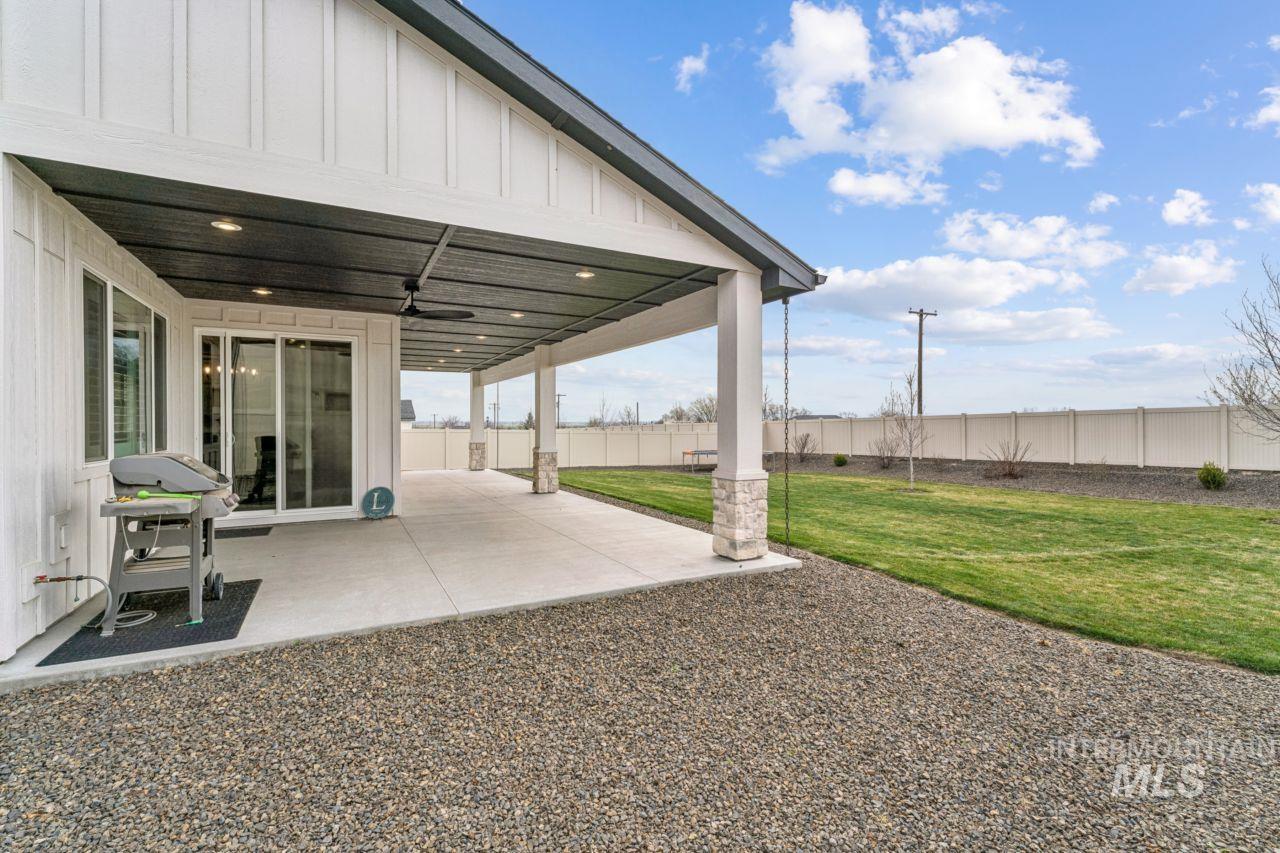 521 S Gabriel Ln, Nampa, Idaho 83687, 3 Bedrooms, 2.5 Bathrooms, Residential For Sale, Price $849,900, 98978770