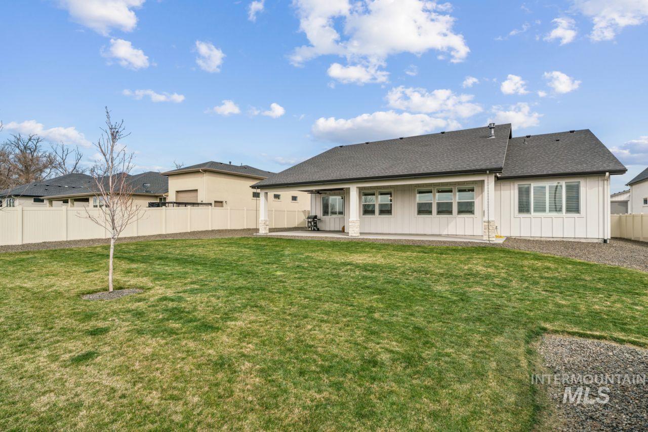 521 S Gabriel Ln, Nampa, Idaho 83687, 3 Bedrooms, 2.5 Bathrooms, Residential For Sale, Price $849,900, 98978770