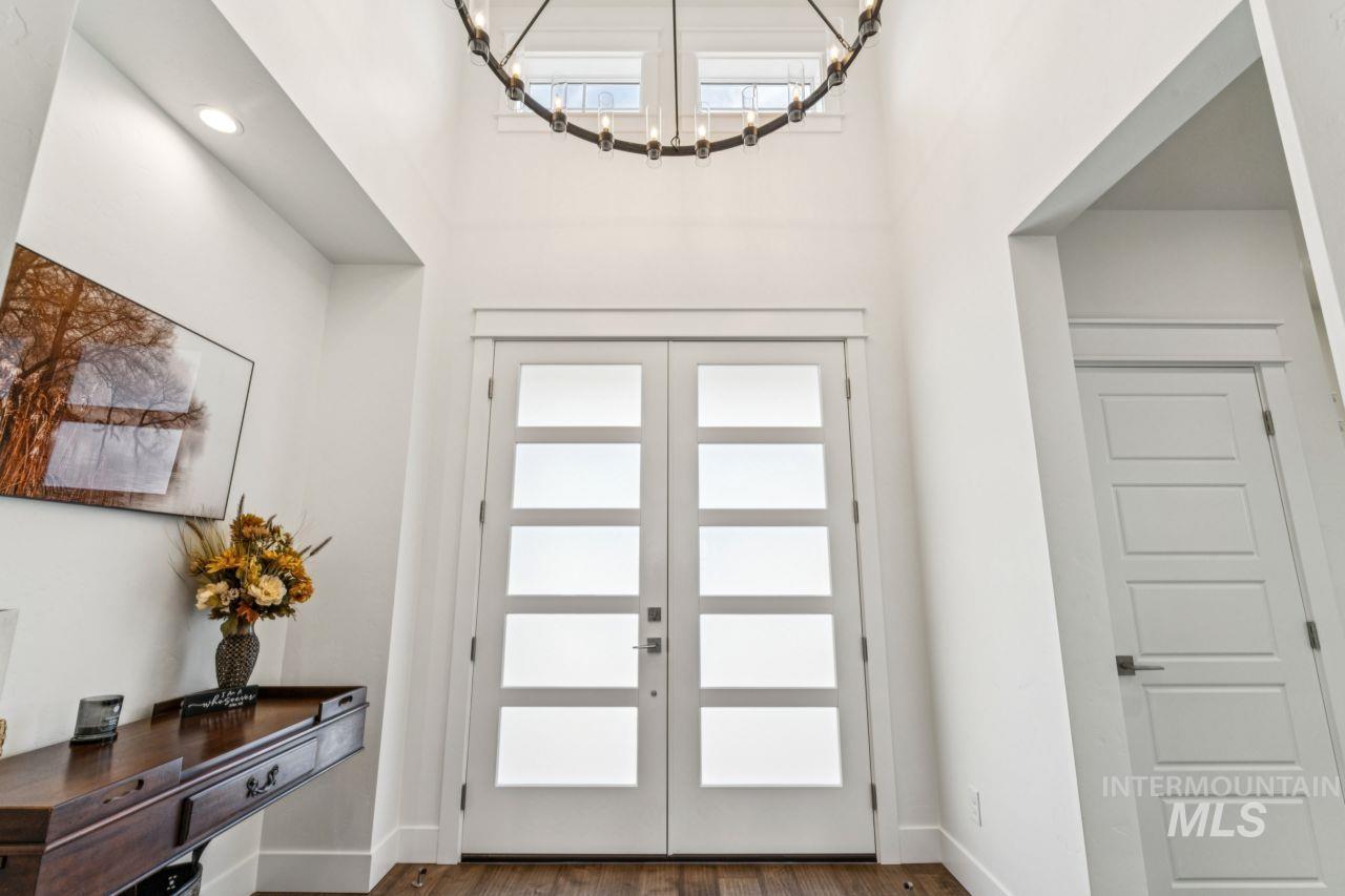 521 S Gabriel Ln, Nampa, Idaho 83687, 3 Bedrooms, 2.5 Bathrooms, Residential For Sale, Price $849,900, 98978770