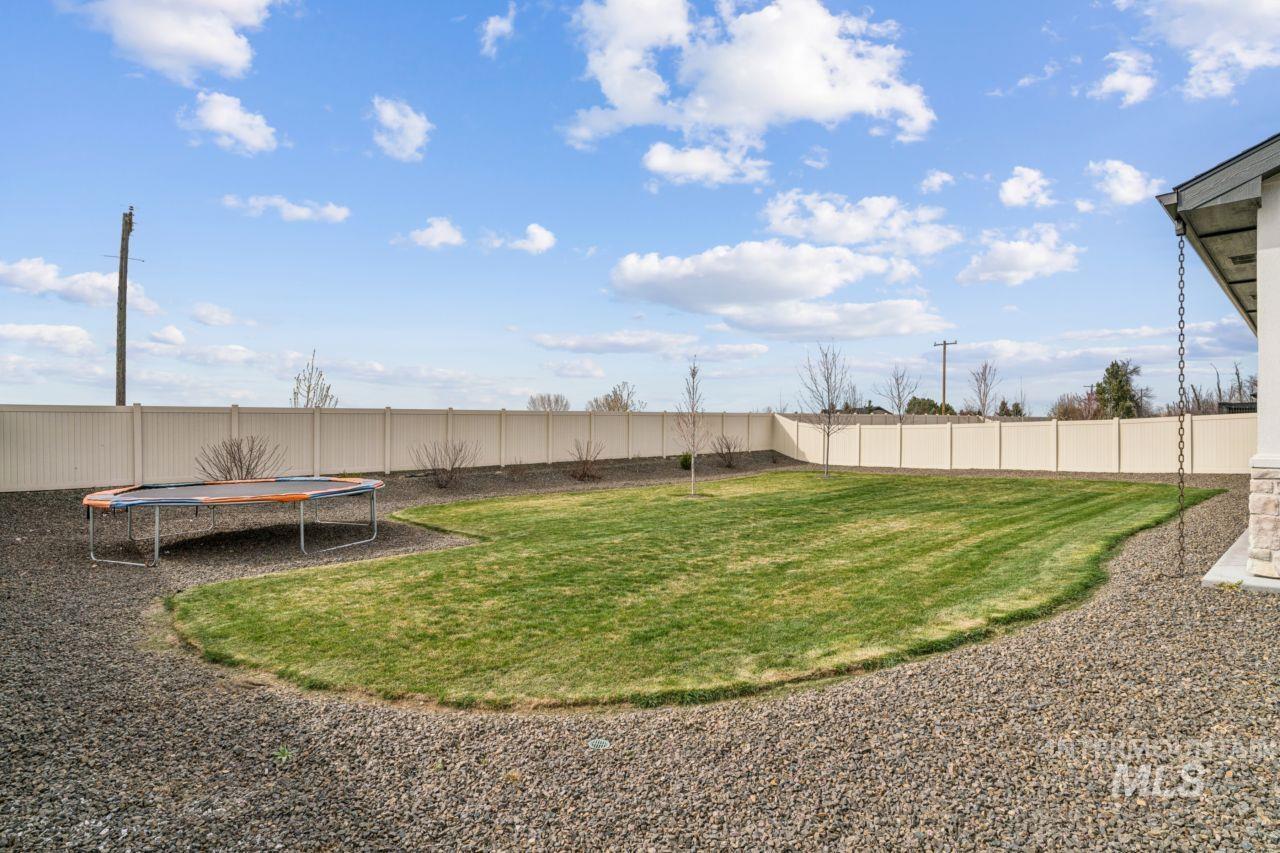 521 S Gabriel Ln, Nampa, Idaho 83687, 3 Bedrooms, 2.5 Bathrooms, Residential For Sale, Price $849,900, 98978770