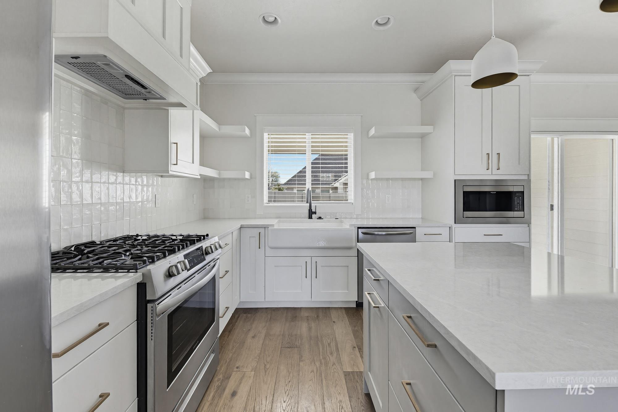 1457 W Gainsboro St, Kuna, Idaho 83634, 3 Bedrooms, 2 Bathrooms, Residential For Sale, Price $498,900,MLS 98978771