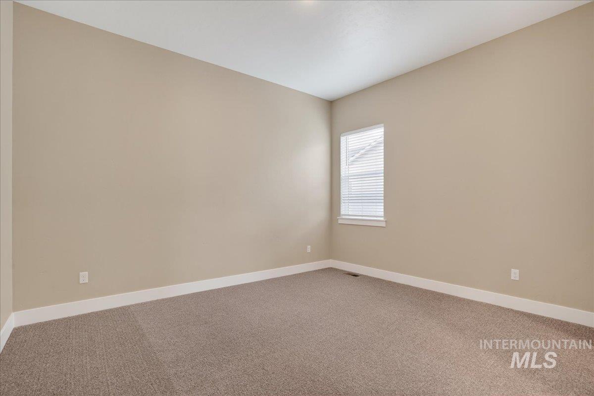 2299 N Kenora Ave, Star, Idaho 83669, 4 Bedrooms, 3.5 Bathrooms, Residential For Sale, Price $739,990,MLS 98978772