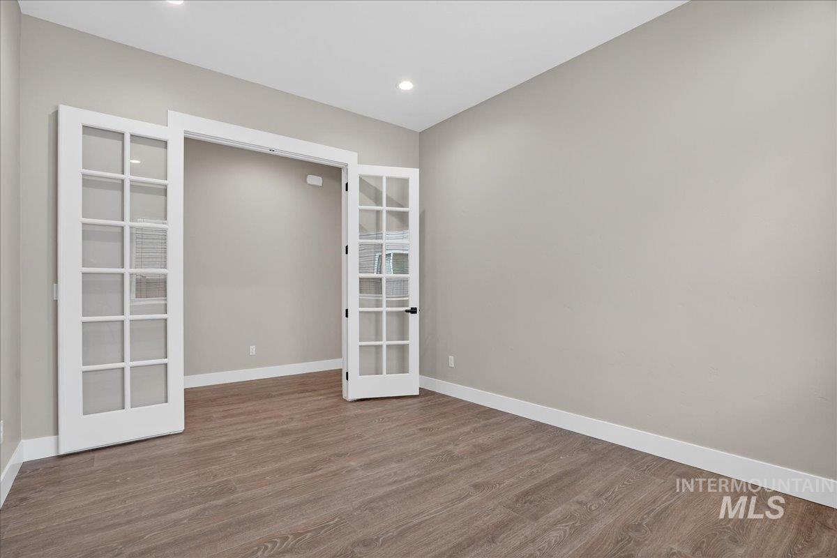 2299 N Kenora Ave, Star, Idaho 83669, 4 Bedrooms, 3.5 Bathrooms, Residential For Sale, Price $739,990,MLS 98978772