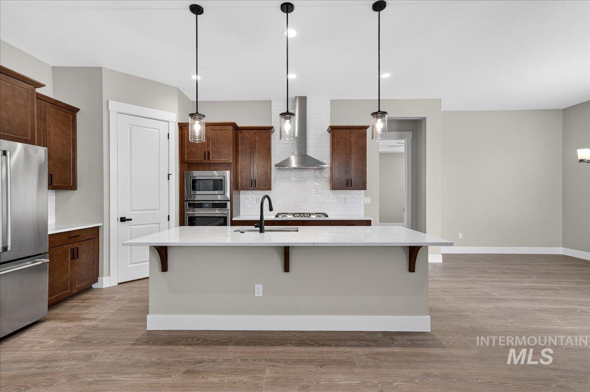 2299 N Kenora Ave, Star, Idaho 83669, 4 Bedrooms, 3.5 Bathrooms, Residential For Sale, Price $739,990,MLS 98978772