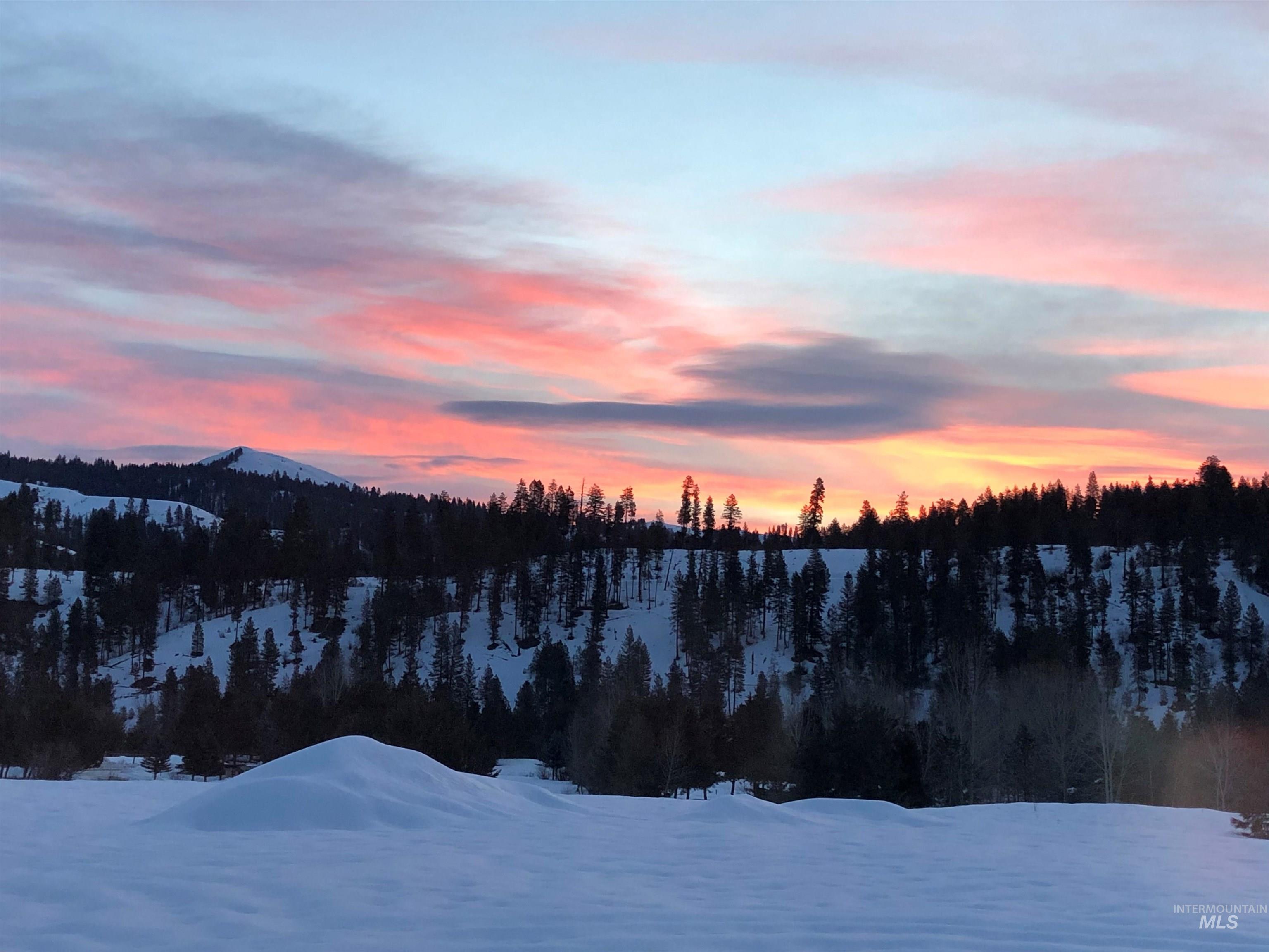 14 Bobcat Court, Garden Valley, Idaho 83622, 4 Bedrooms, 2 Bathrooms, Residential For Sale, Price $965,000, 98978773