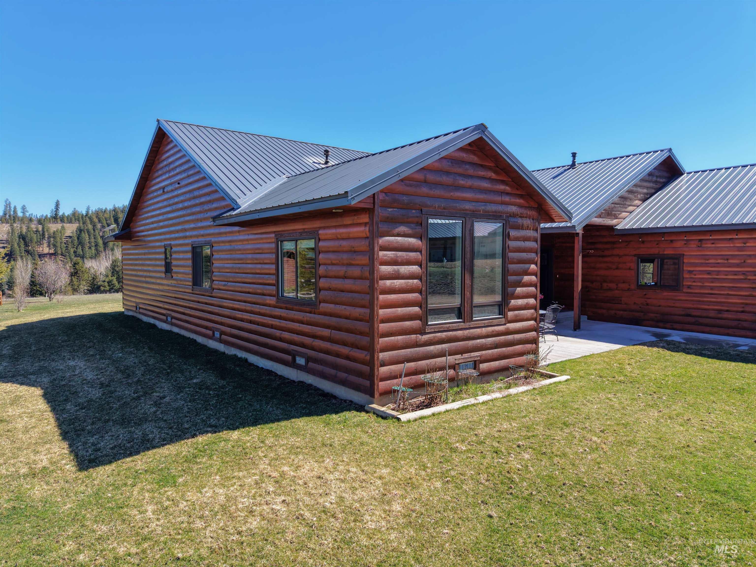 14 Bobcat Court, Garden Valley, Idaho 83622, 4 Bedrooms, 2 Bathrooms, Residential For Sale, Price $965,000, 98978773