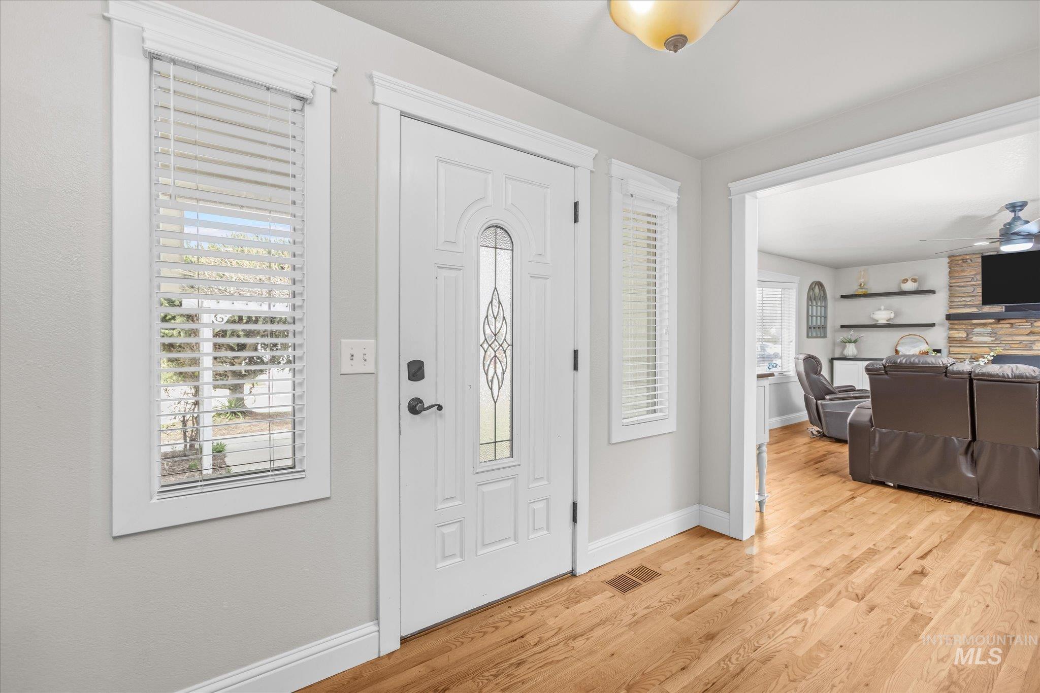 4710 N Wisteria Pl, Boise, Idaho 83713, 5 Bedrooms, 2 Bathrooms, Residential For Sale, Price $550,000,MLS 98978776