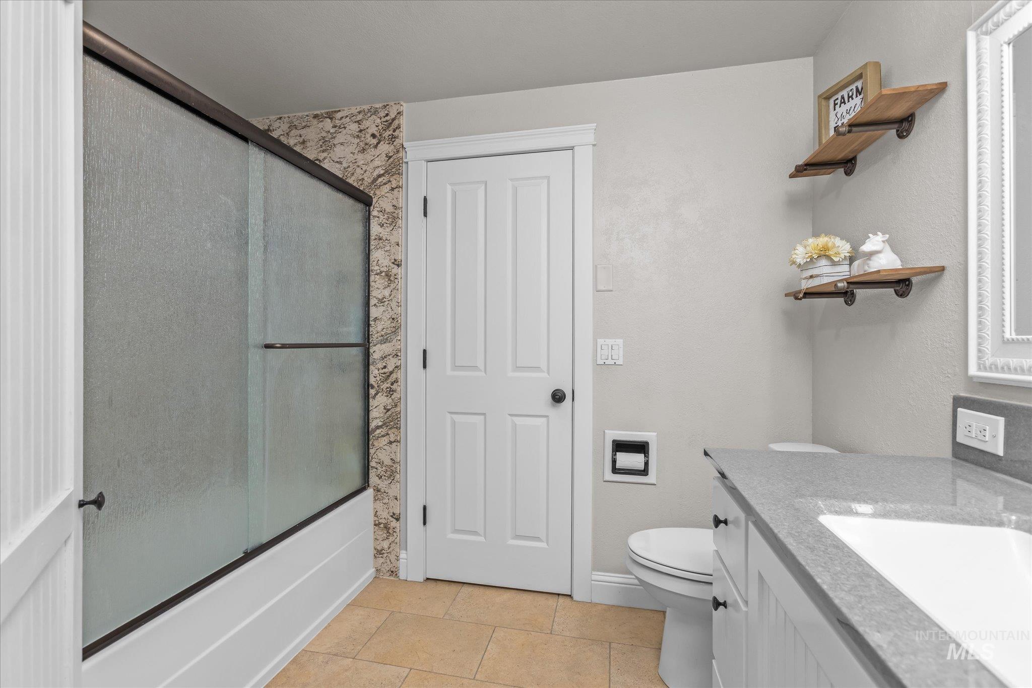 4710 N Wisteria Pl, Boise, Idaho 83713, 5 Bedrooms, 2 Bathrooms, Residential For Sale, Price $550,000,MLS 98978776