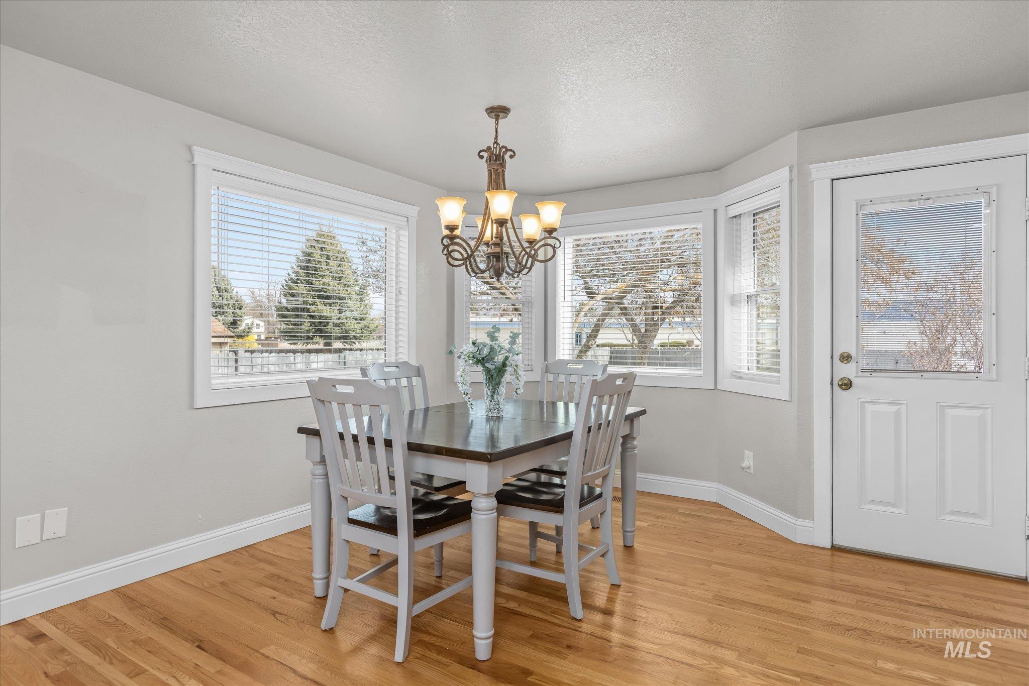 4710 N Wisteria Pl, Boise, Idaho 83713, 5 Bedrooms, 2 Bathrooms, Residential For Sale, Price $550,000,MLS 98978776