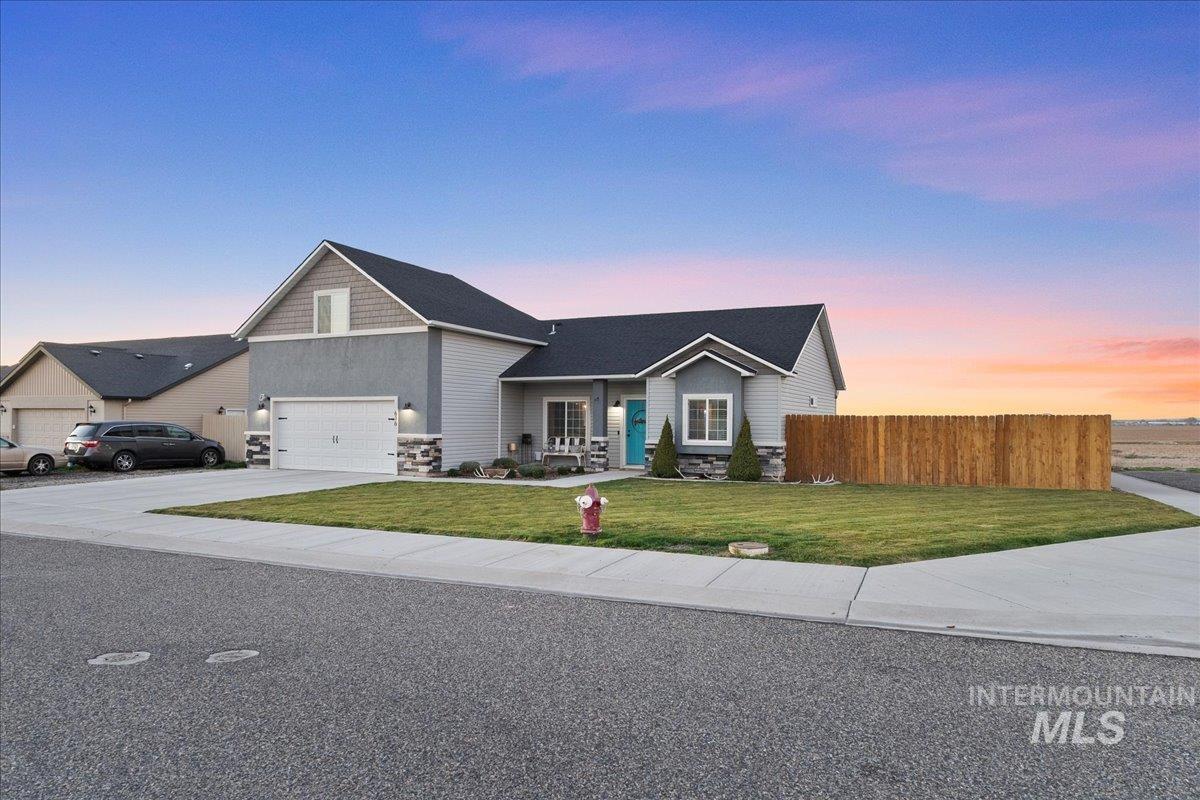 616 22nd Ave E, Jerome, Idaho 83338, 3 Bedrooms, 2 Bathrooms, Residential For Sale, Price $359,000, 98978778