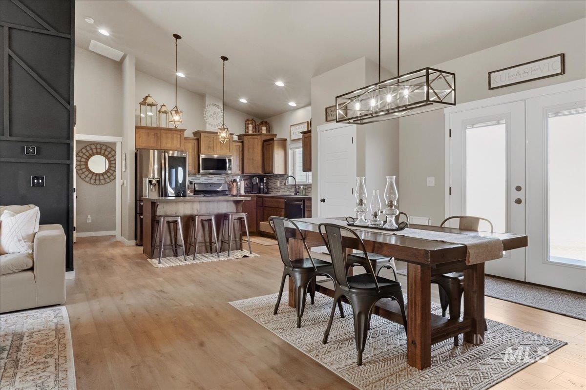 616 22nd Ave E, Jerome, Idaho 83338, 3 Bedrooms, 2 Bathrooms, Residential For Sale, Price $359,000, 98978778