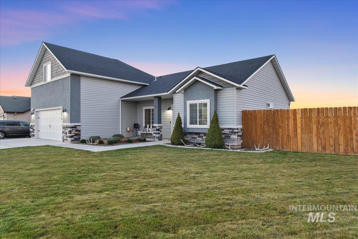 616 22nd Ave E, Jerome, Idaho 83338, 3 Bedrooms, 2 Bathrooms, Residential For Sale, Price $359,000, 98978778