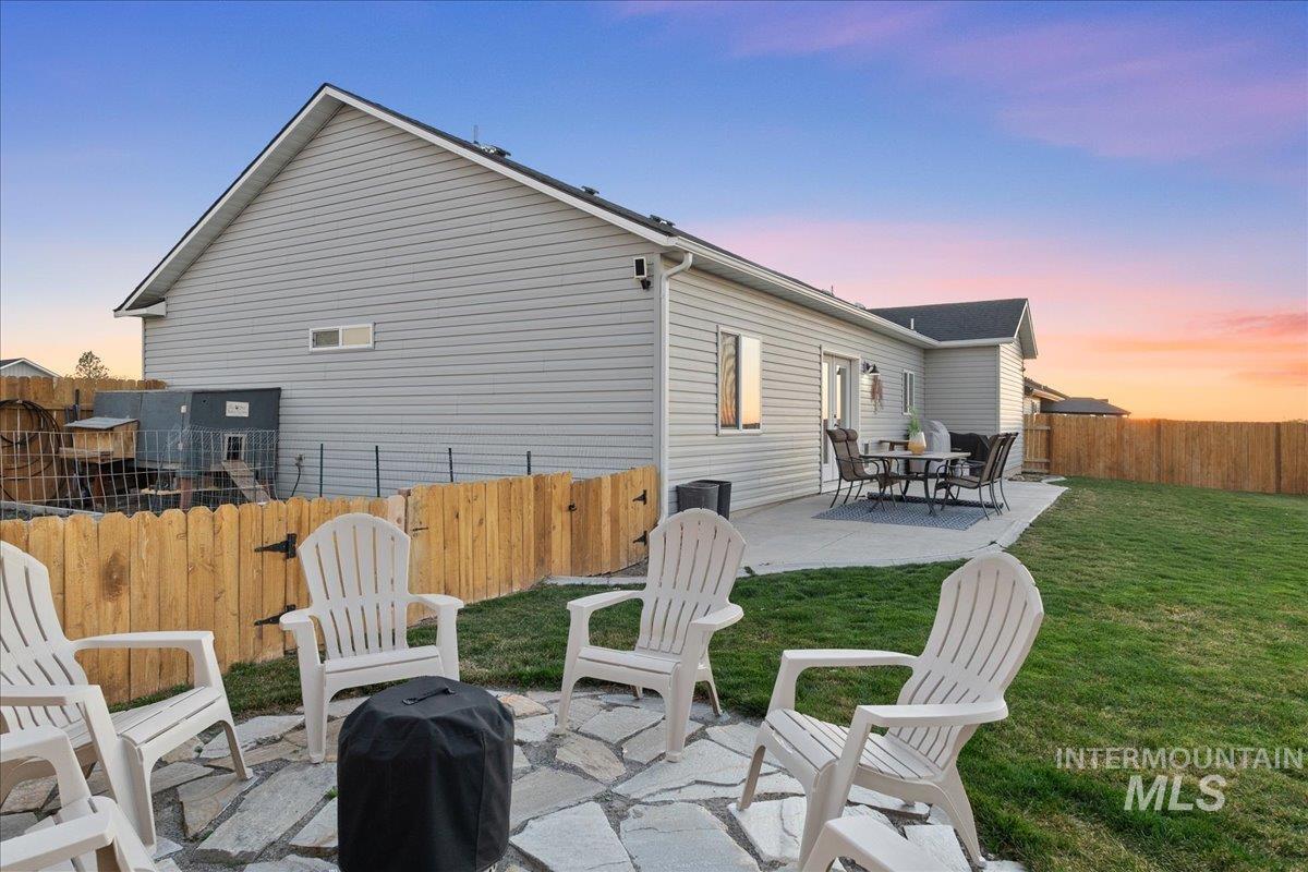 616 22nd Ave E, Jerome, Idaho 83338, 3 Bedrooms, 2 Bathrooms, Residential For Sale, Price $359,000, 98978778