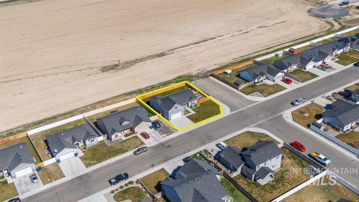 616 22nd Ave E, Jerome, Idaho 83338, 3 Bedrooms, 2 Bathrooms, Residential For Sale, Price $359,000, 98978778