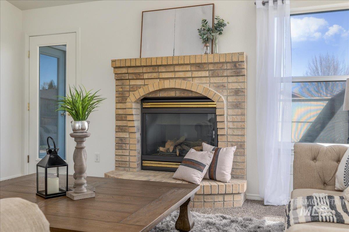 12024 W Cactus Ct, Boise, Idaho 83709, 3 Bedrooms, 2 Bathrooms, Residential For Sale, Price $410,000, 98978781