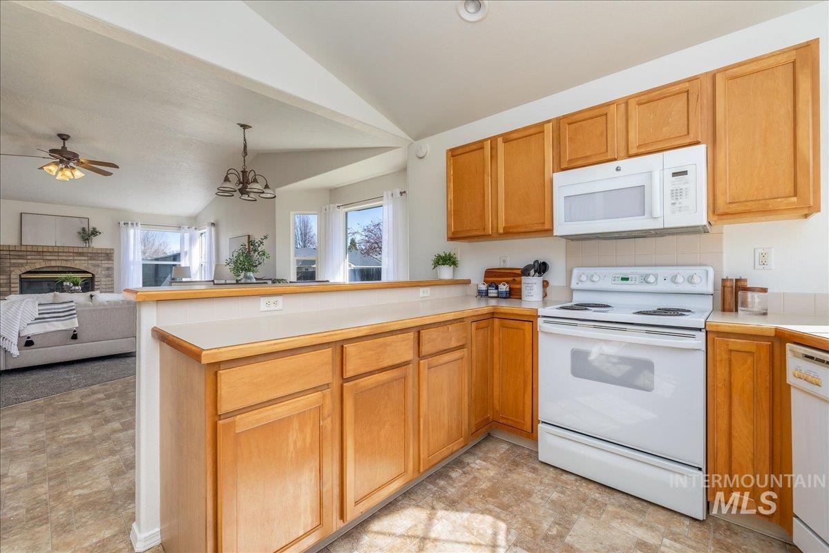 12024 W Cactus Ct, Boise, Idaho 83709, 3 Bedrooms, 2 Bathrooms, Residential For Sale, Price $410,000, 98978781