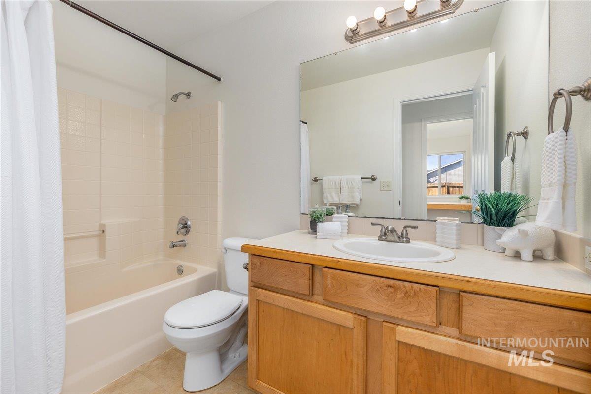 12024 W Cactus Ct, Boise, Idaho 83709, 3 Bedrooms, 2 Bathrooms, Residential For Sale, Price $410,000, 98978781