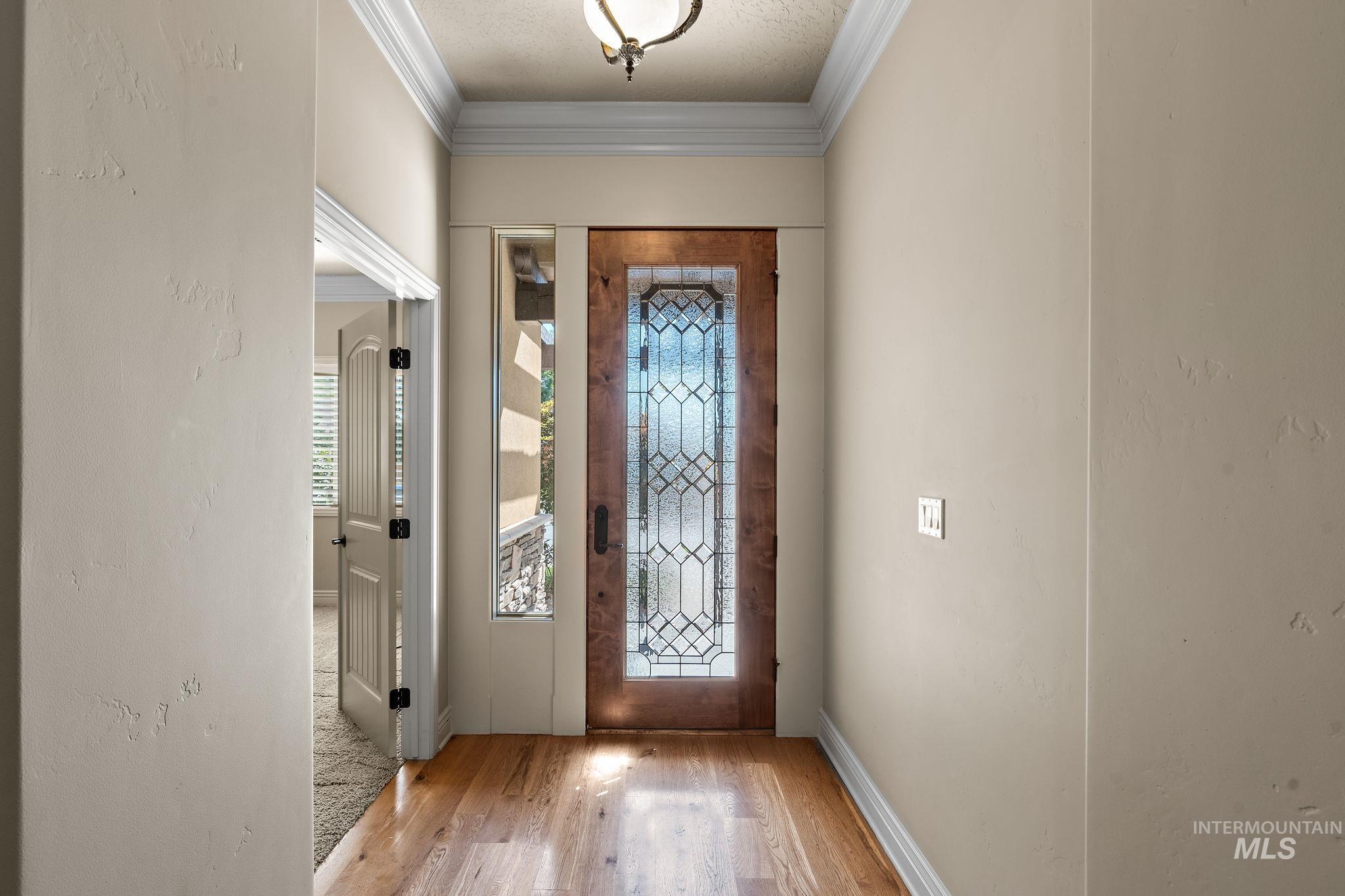 1703 W Par Ct., Eagle, Idaho 83616, 3 Bedrooms, 3 Bathrooms, Residential For Sale, Price $749,900,MLS 98978783