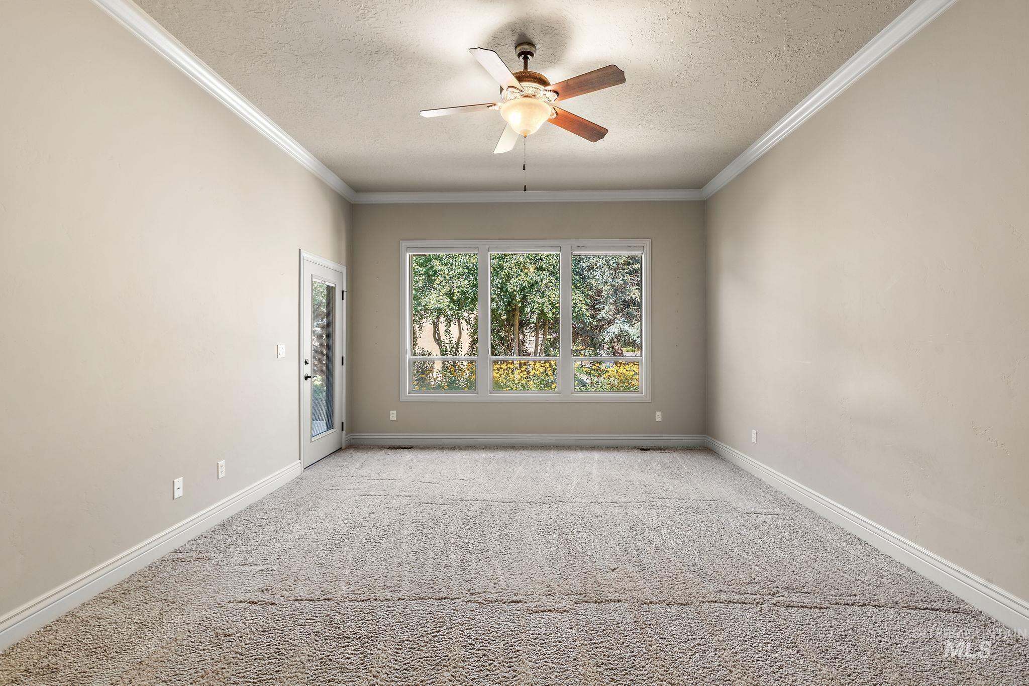 1703 W Par Ct., Eagle, Idaho 83616, 3 Bedrooms, 3 Bathrooms, Residential For Sale, Price $749,900,MLS 98978783