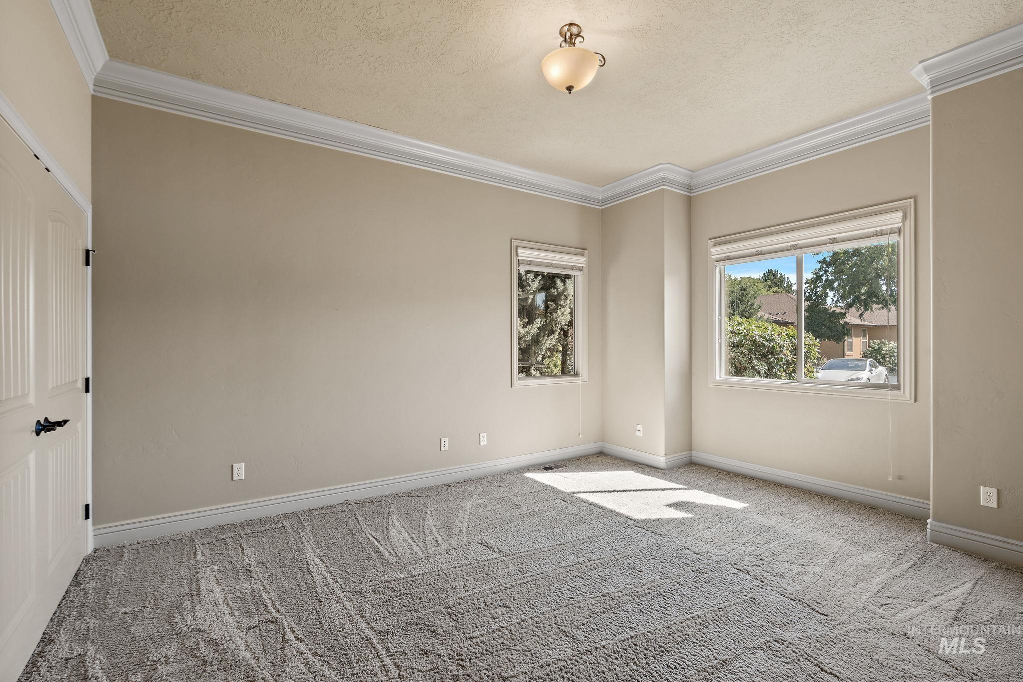 1703 W Par Ct., Eagle, Idaho 83616, 3 Bedrooms, 3 Bathrooms, Residential For Sale, Price $749,900,MLS 98978783