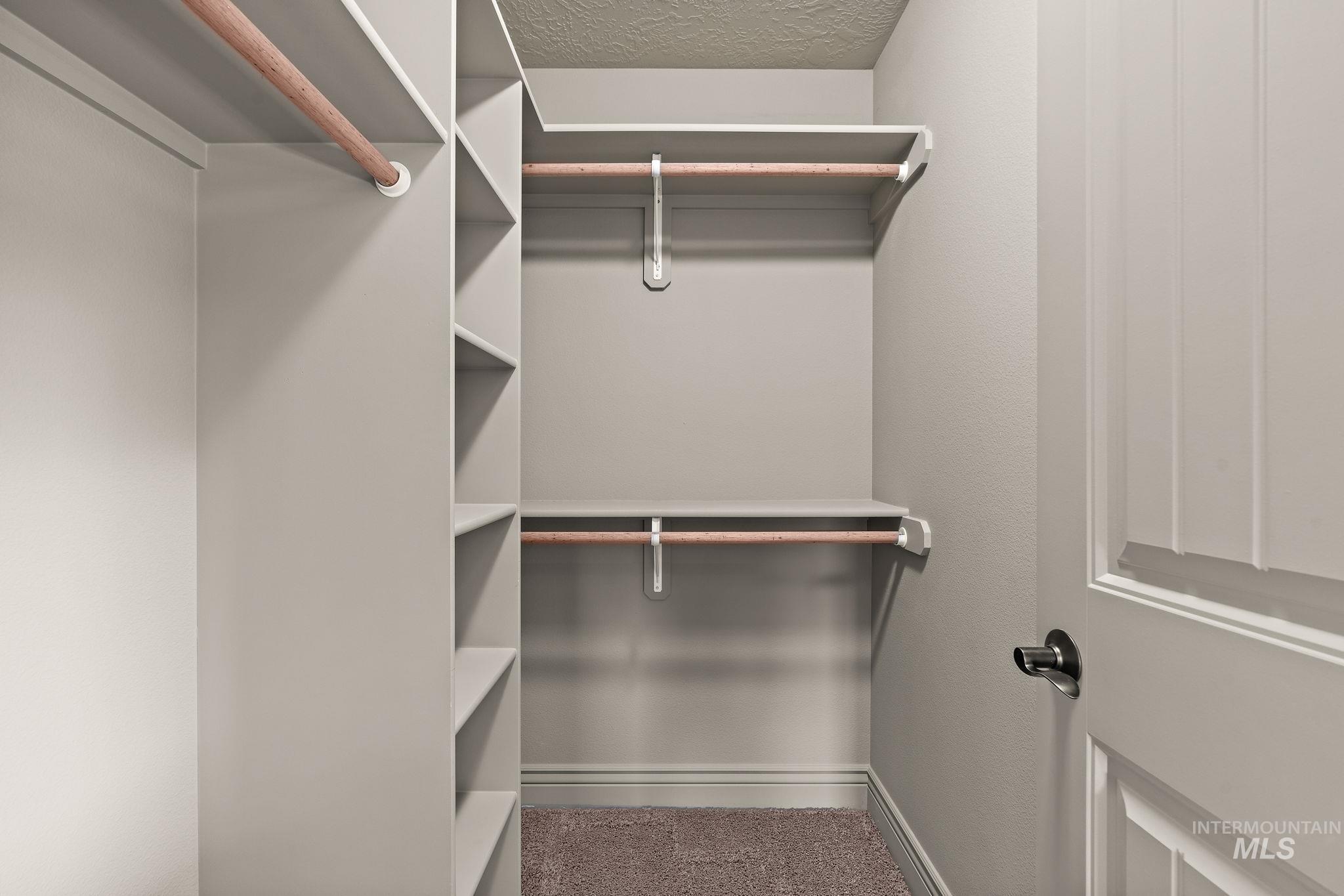 1703 W Par Ct., Eagle, Idaho 83616, 3 Bedrooms, 3 Bathrooms, Residential For Sale, Price $749,900,MLS 98978783