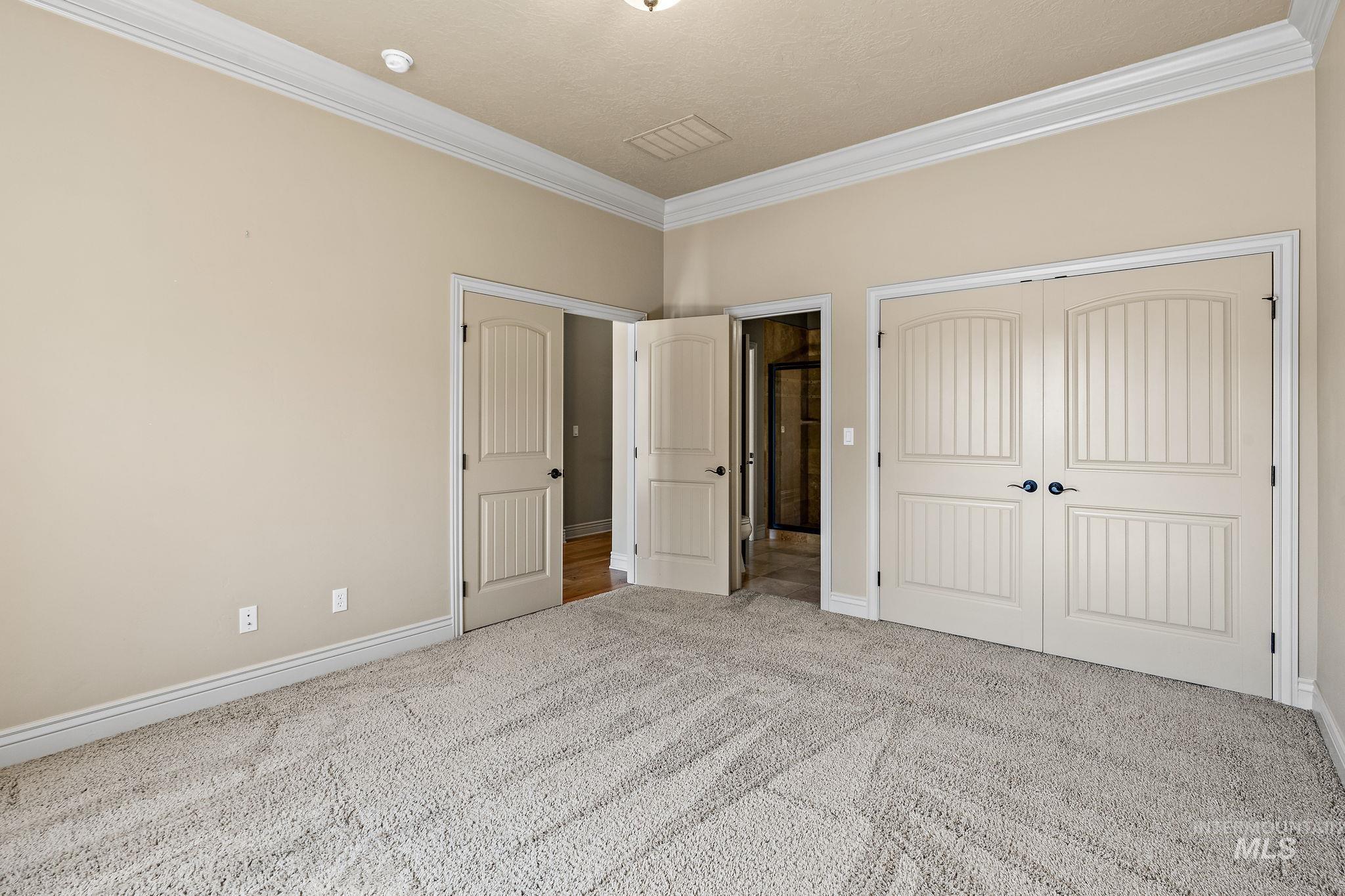 1703 W Par Ct., Eagle, Idaho 83616, 3 Bedrooms, 3 Bathrooms, Residential For Sale, Price $749,900, 98978783