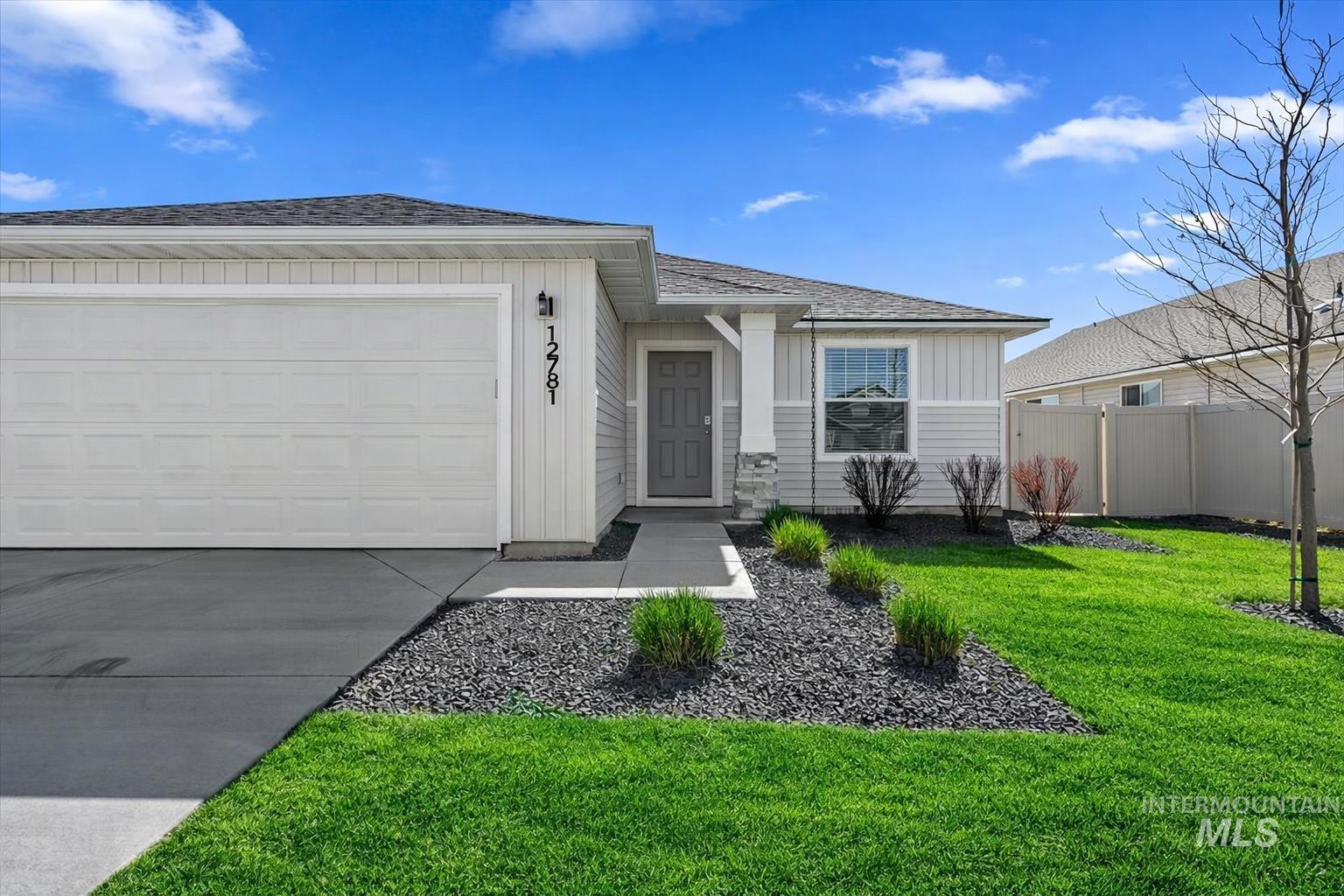 12781 Ashfield St, Caldwell, Idaho 83607, 3 Bedrooms, 2 Bathrooms, Residential For Sale, Price $384,900,MLS 98978784