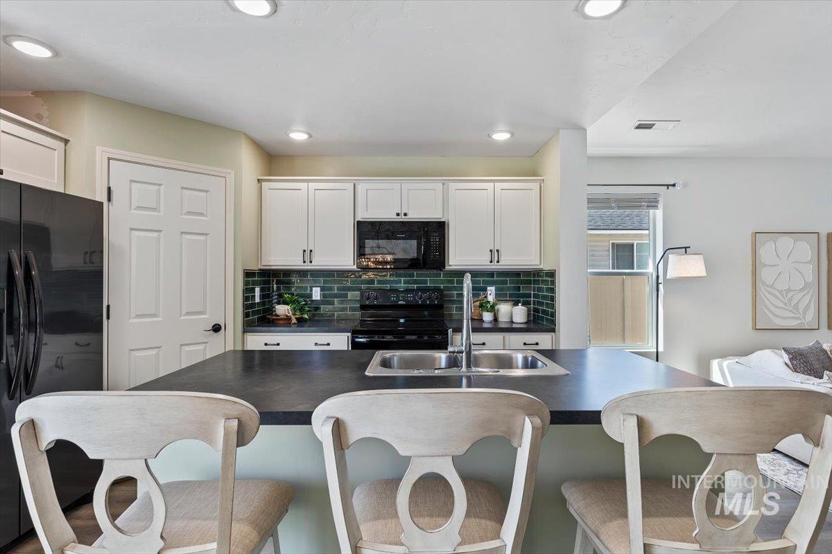 12781 Ashfield St, Caldwell, Idaho 83607, 3 Bedrooms, 2 Bathrooms, Residential For Sale, Price $384,900,MLS 98978784