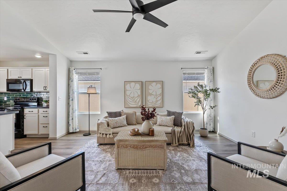 12781 Ashfield St, Caldwell, Idaho 83607, 3 Bedrooms, 2 Bathrooms, Residential For Sale, Price $395,000, 98978784