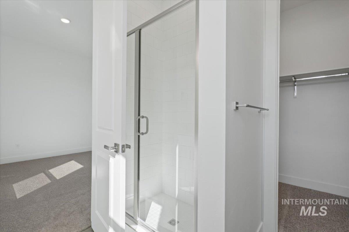 2349 N Kenora Ave, Star, Idaho 83669, 3 Bedrooms, 3.5 Bathrooms, Residential For Sale, Price $699,990,MLS 98978785