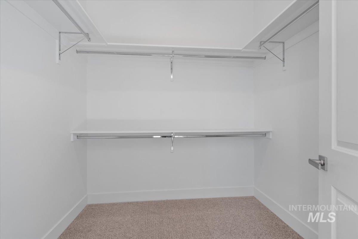 2349 N Kenora Ave, Star, Idaho 83669, 3 Bedrooms, 3.5 Bathrooms, Residential For Sale, Price $699,990,MLS 98978785