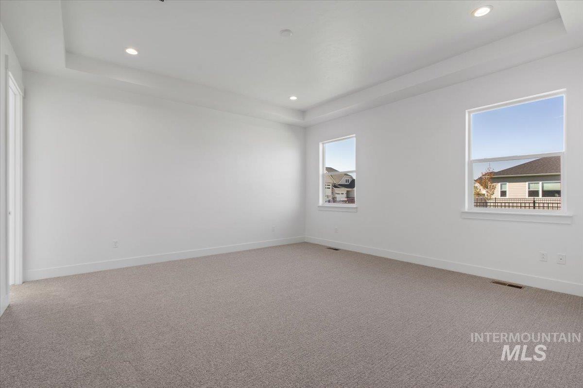 2349 N Kenora Ave, Star, Idaho 83669, 3 Bedrooms, 3.5 Bathrooms, Residential For Sale, Price $699,990,MLS 98978785