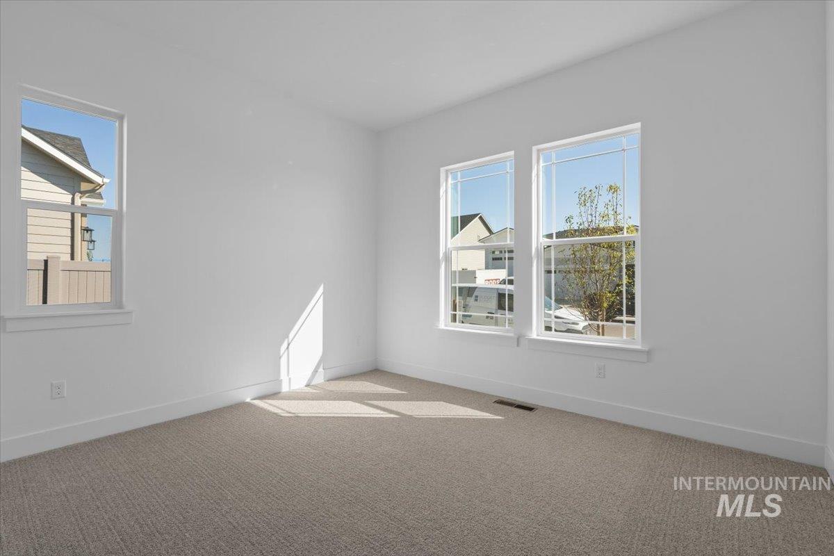 2349 N Kenora Ave, Star, Idaho 83669, 3 Bedrooms, 3.5 Bathrooms, Residential For Sale, Price $699,990,MLS 98978785