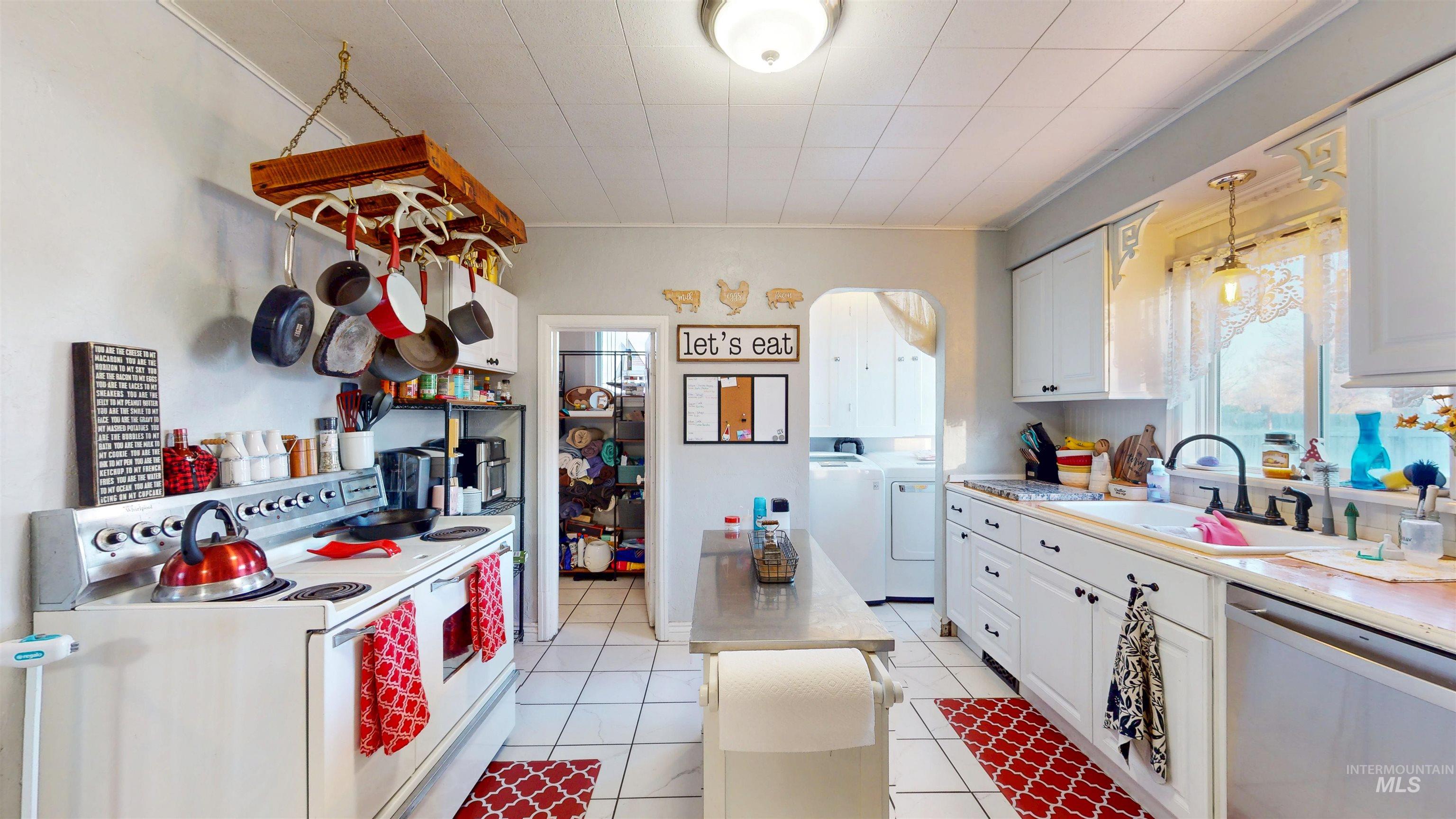 362 7th Ave N, Twin Falls, Idaho 83301, 2 Bedrooms, 1 Bathroom, Residential For Sale, Price $299,000, 98978787