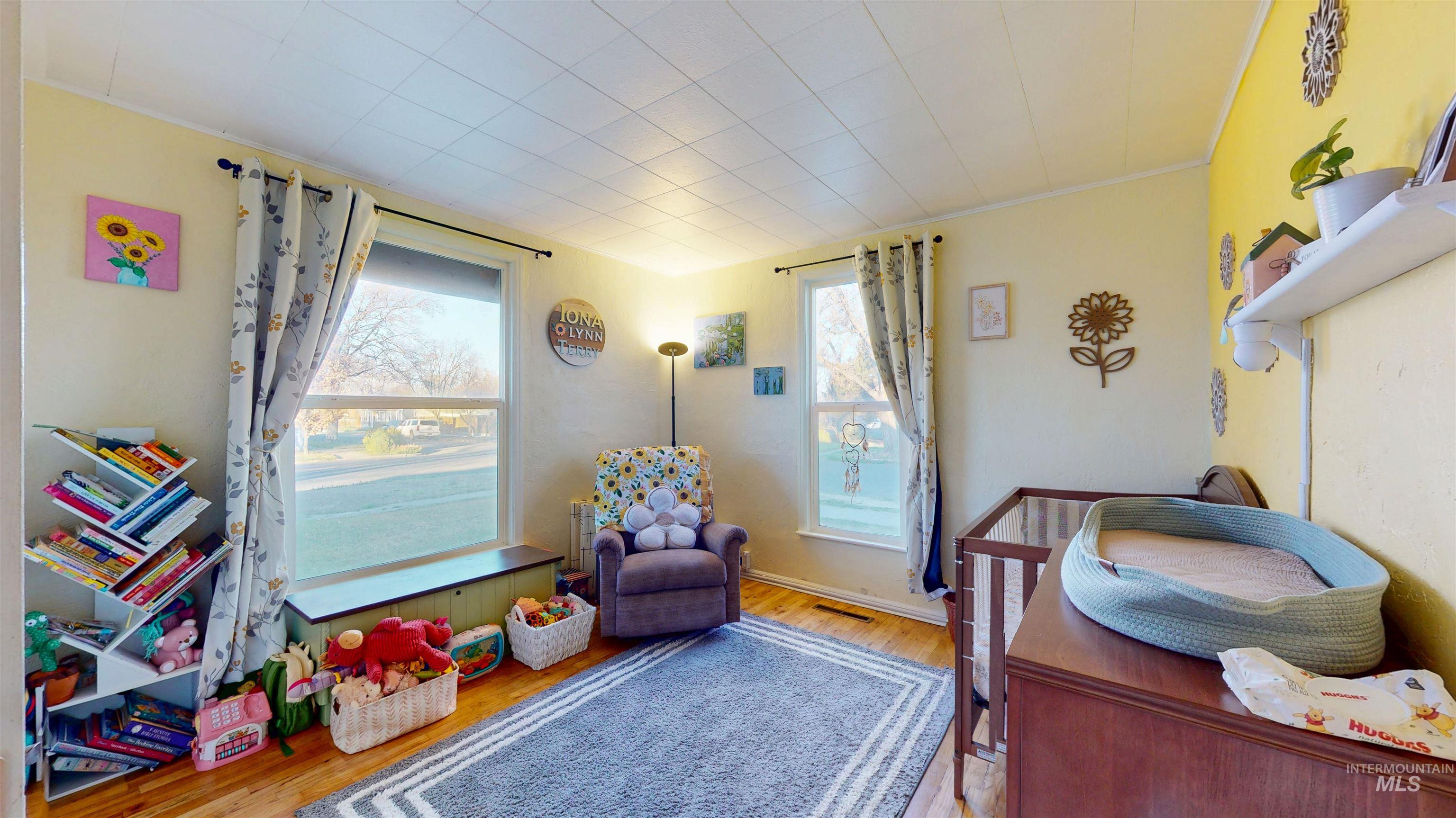 362 7th Ave N, Twin Falls, Idaho 83301, 2 Bedrooms, 1 Bathroom, Residential For Sale, Price $299,000, 98978787