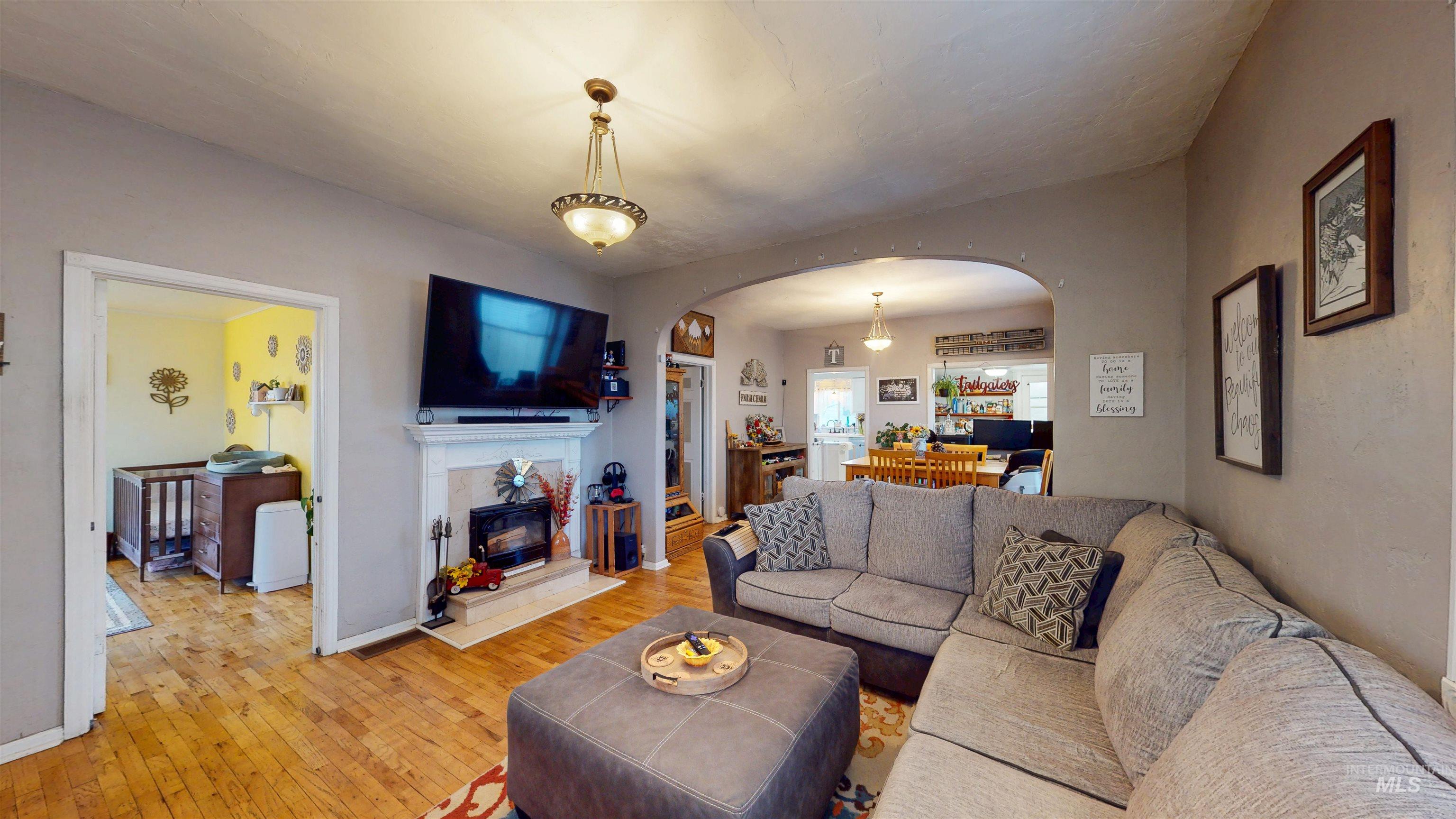 362 7th Ave N, Twin Falls, Idaho 83301, 2 Bedrooms, 1 Bathroom, Residential For Sale, Price $299,000, 98978787