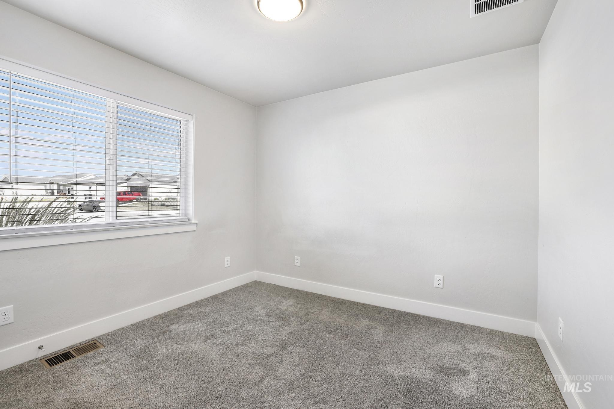 975 Blueridge, Kimberly, Idaho 83341, 4 Bedrooms, 2 Bathrooms, Residential For Sale, Price $405,000, 98978788