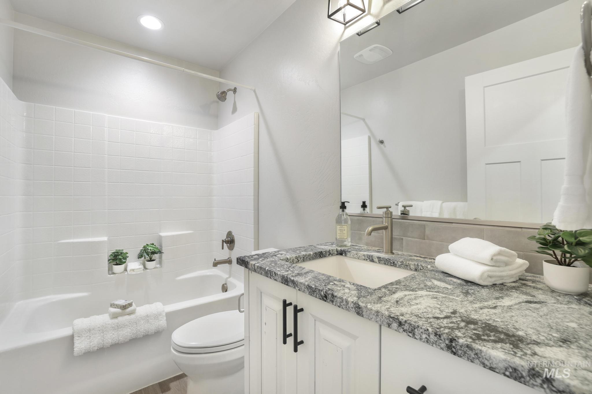 975 Blueridge, Kimberly, Idaho 83341, 4 Bedrooms, 2 Bathrooms, Residential For Sale, Price $405,000, 98978788