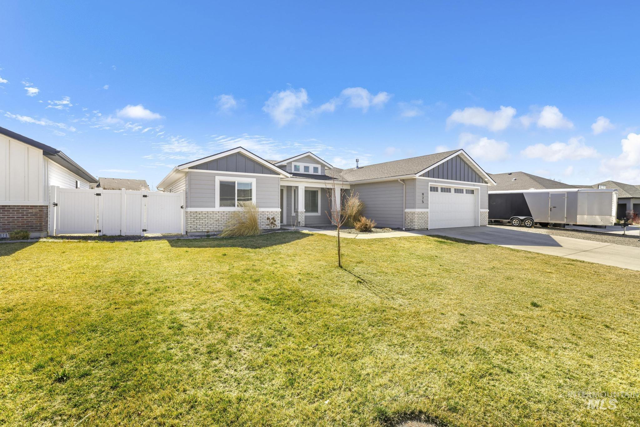 975 Blueridge, Kimberly, Idaho 83341, 4 Bedrooms, 2 Bathrooms, Residential For Sale, Price $405,000, 98978788