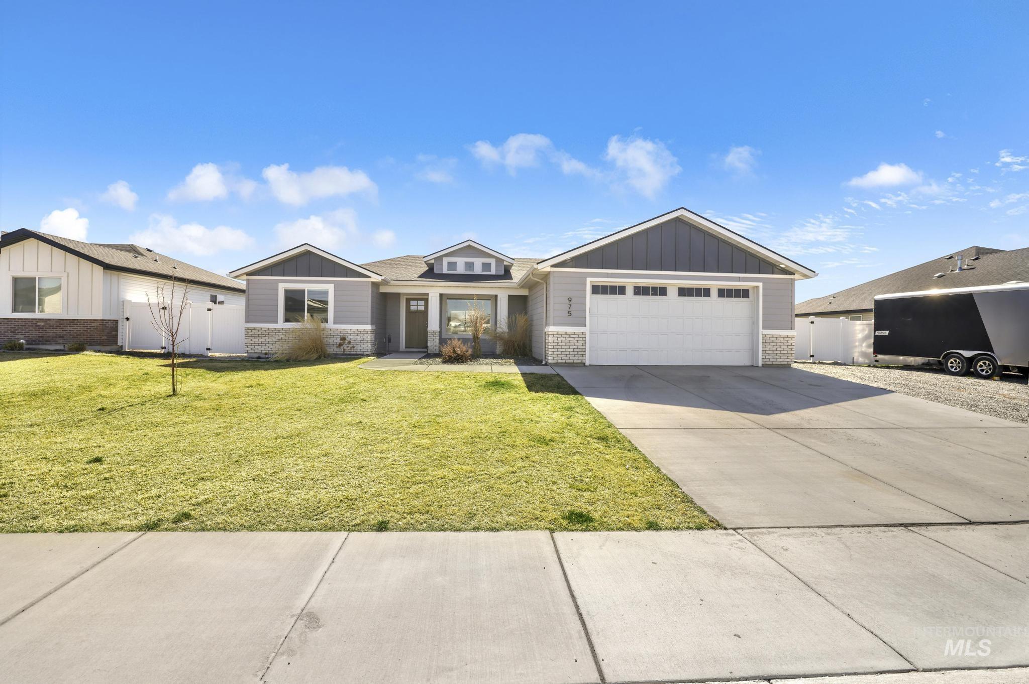 975 Blueridge, Kimberly, Idaho 83341, 4 Bedrooms, 2 Bathrooms, Residential For Sale, Price $405,000, 98978788