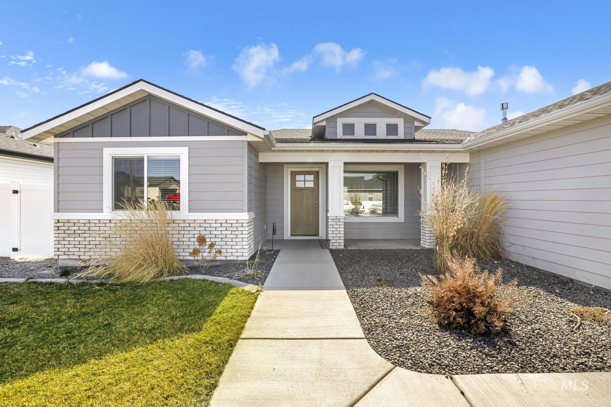 975 Blueridge, Kimberly, Idaho 83341, 4 Bedrooms, 2 Bathrooms, Residential For Sale, Price $405,000, 98978788