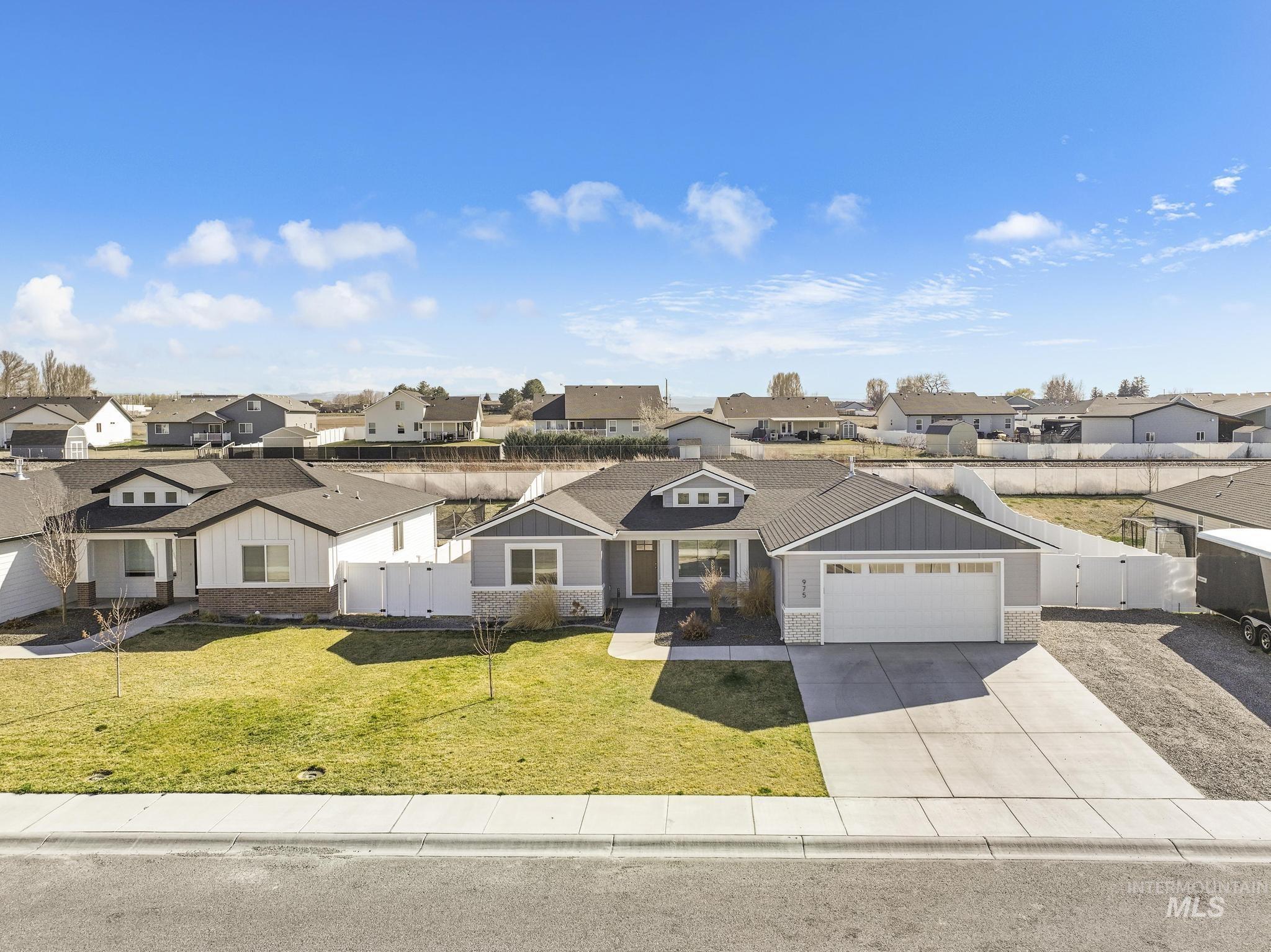 975 Blueridge, Kimberly, Idaho 83341, 4 Bedrooms, 2 Bathrooms, Residential For Sale, Price $405,000, 98978788