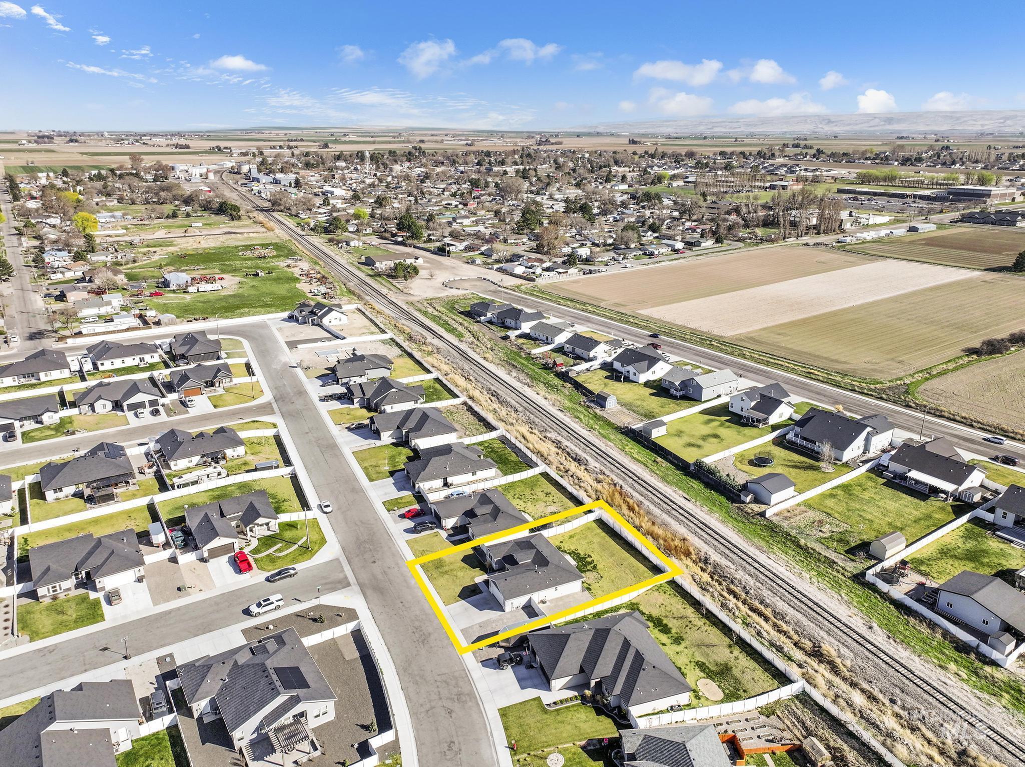 975 Blueridge, Kimberly, Idaho 83341, 4 Bedrooms, 2 Bathrooms, Residential For Sale, Price $405,000, 98978788