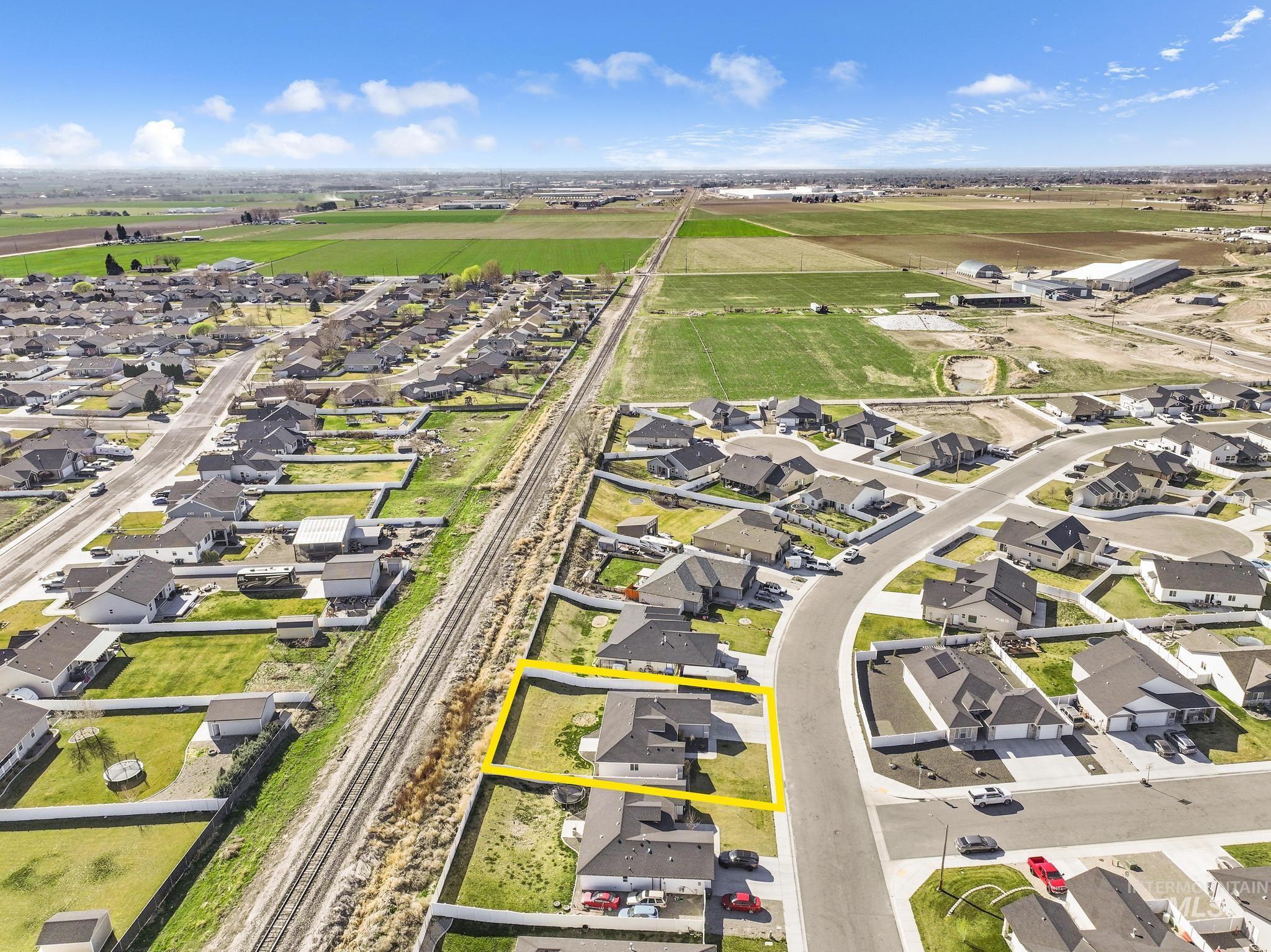 975 Blueridge, Kimberly, Idaho 83341, 4 Bedrooms, 2 Bathrooms, Residential For Sale, Price $405,000, 98978788