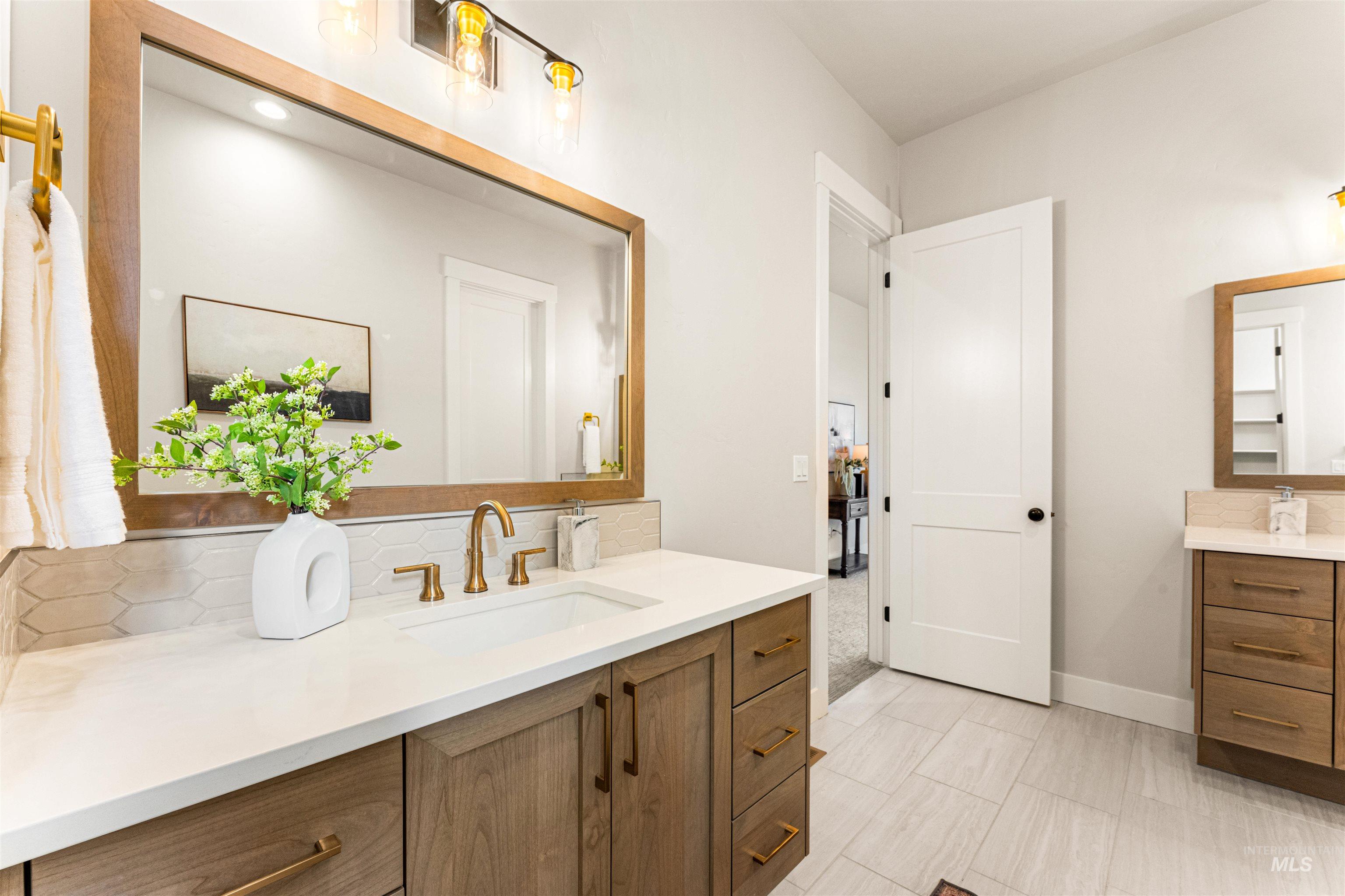 3117 E Brace Ct, Meridian, Idaho 83642, 4 Bedrooms, 2.5 Bathrooms, Residential For Sale, Price $775,000,MLS 98978790